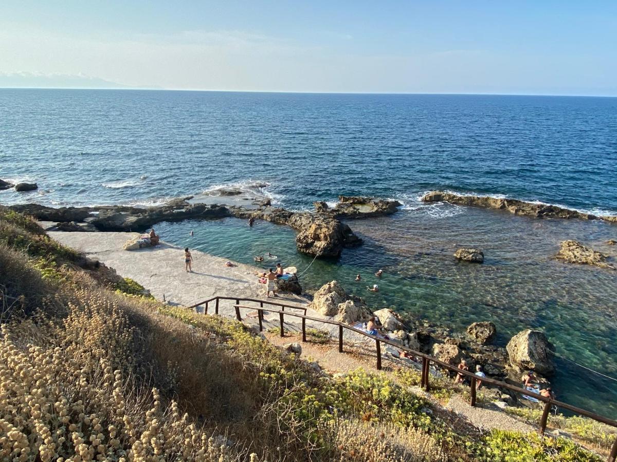 Microcosmos Halepas Villa Chania  Bagian luar foto