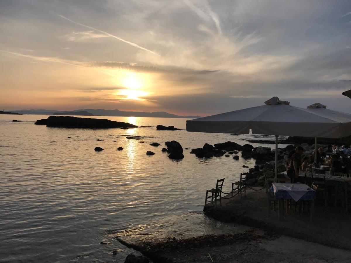 Microcosmos Halepas Villa Chania  Bagian luar foto